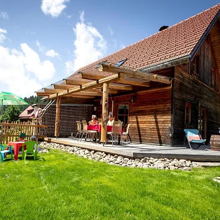 Naturpark Huette Mandl, Biobauernhof & Huettenurlaub סנט לאמברכט